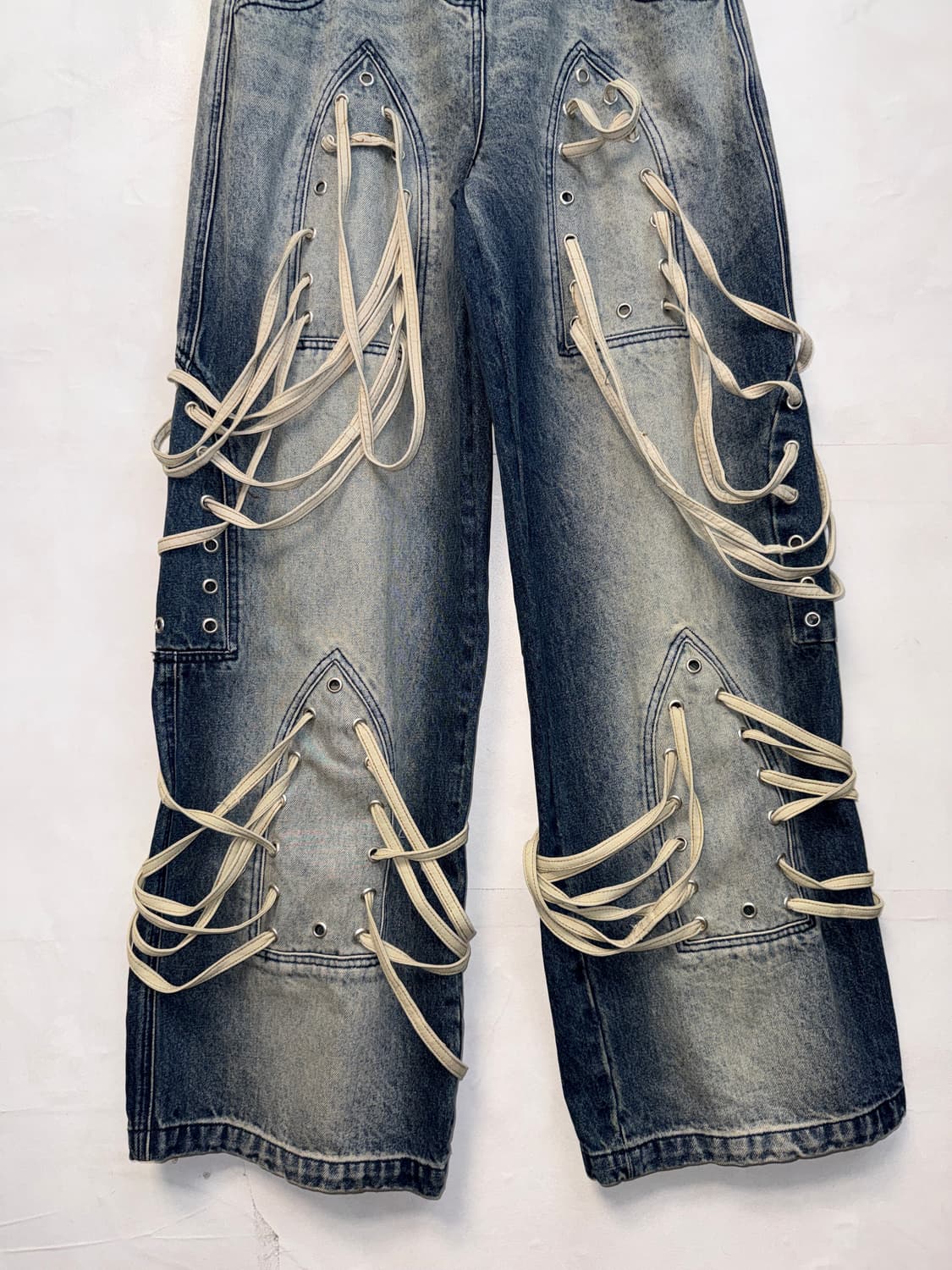 Who Decides War 레이스드 스테인 와이드 레그 진 인디고 상품이미지3