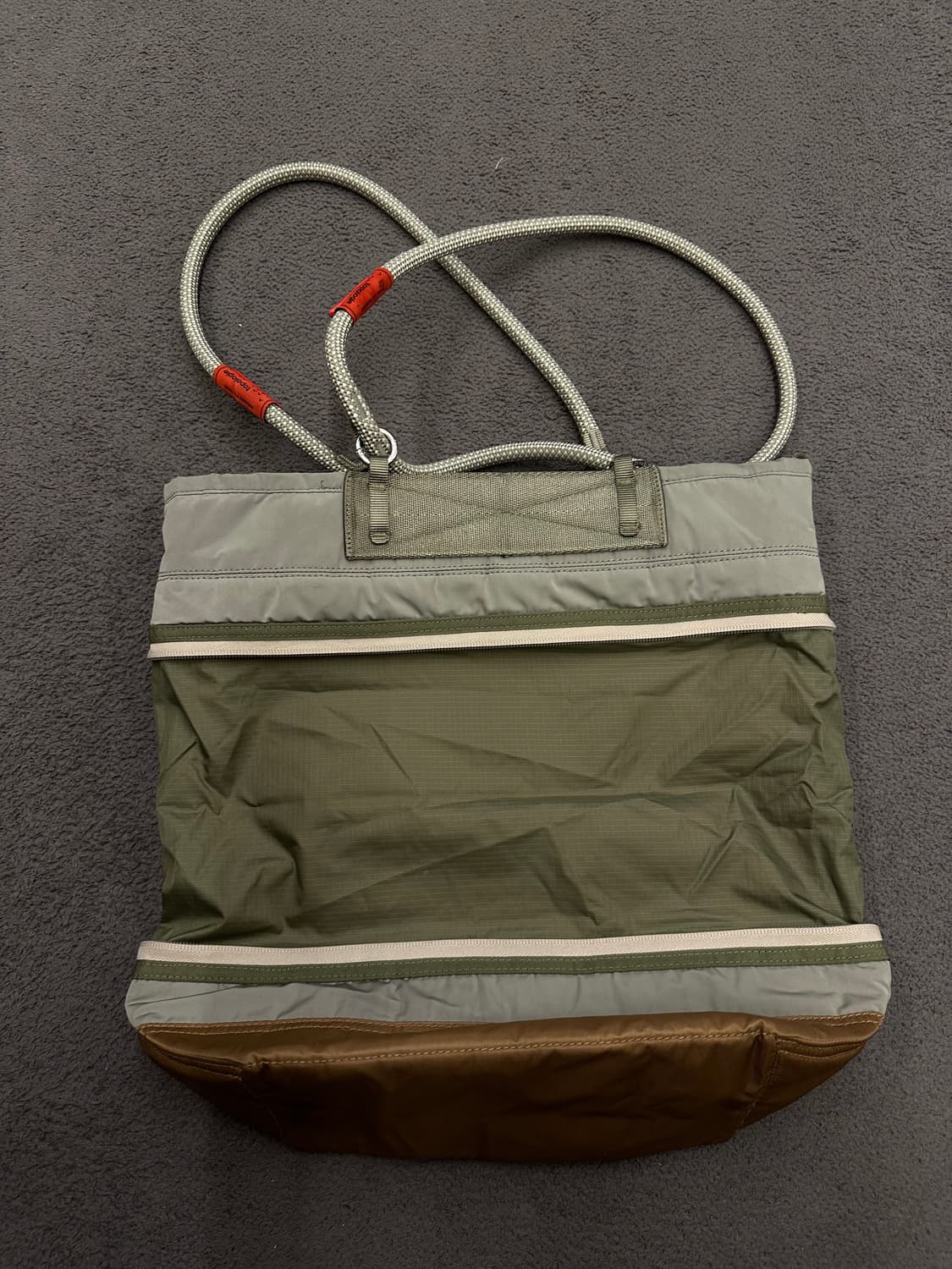 토폴로지 토트백 처분  상품이미지2