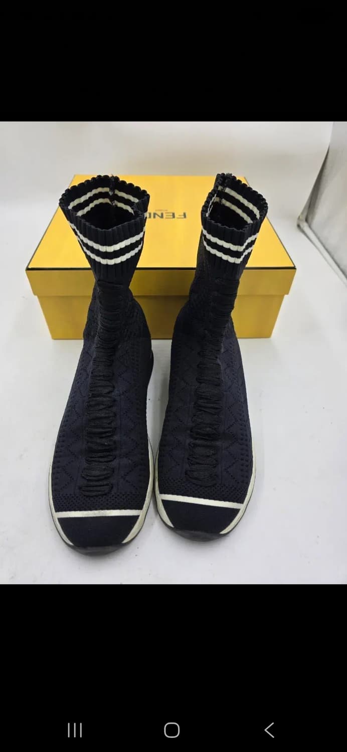 펜디 삭스 스니커즈 블랙 여성245 상품이미지1