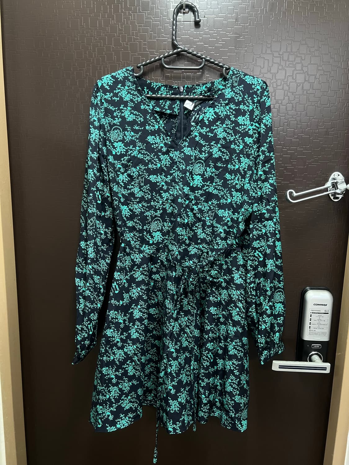 인플루언서 구매) 초록 문양 미니 긴팔 원피스 66 상품이미지1