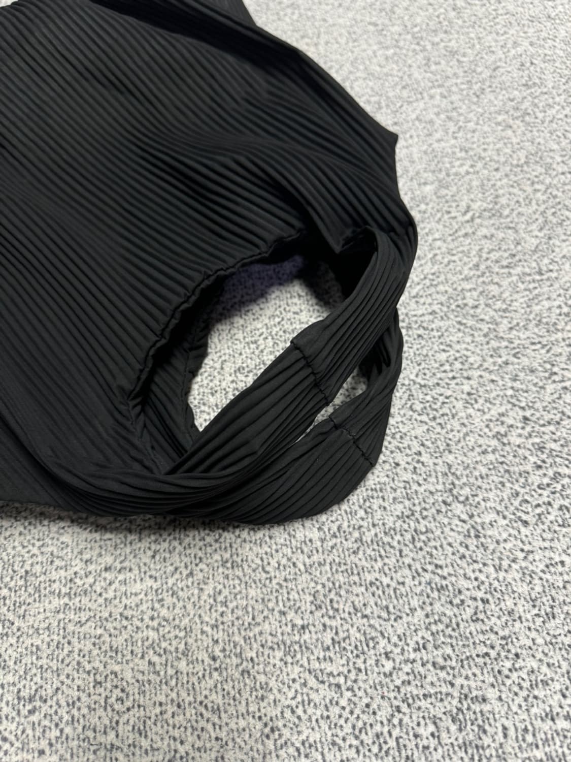 코스 플리츠 토트백 상품이미지9