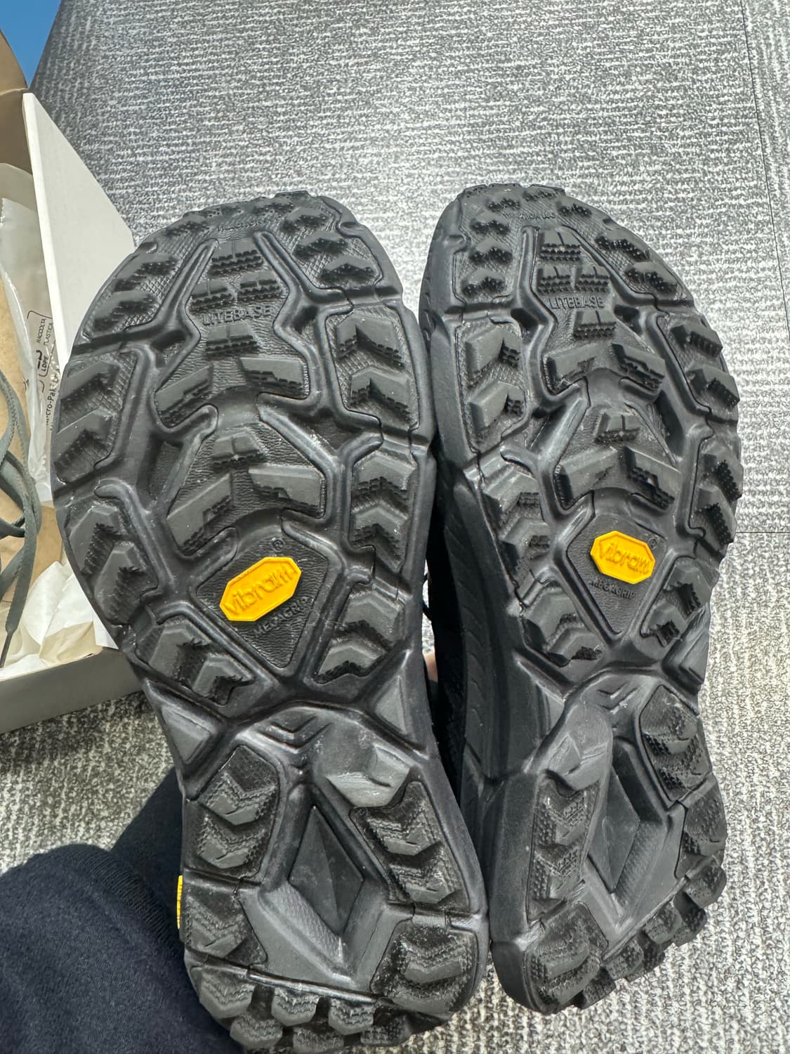 호카 마파테 스피드 4 255 블랙 hoka mafate speed 4 상품이미지4