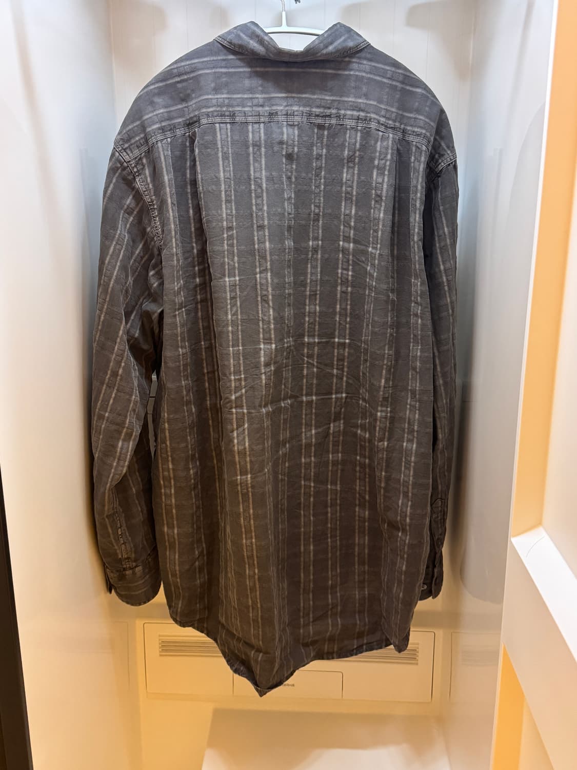 벨리에 가르송 빅셔츠 다이드 차콜 상품이미지2