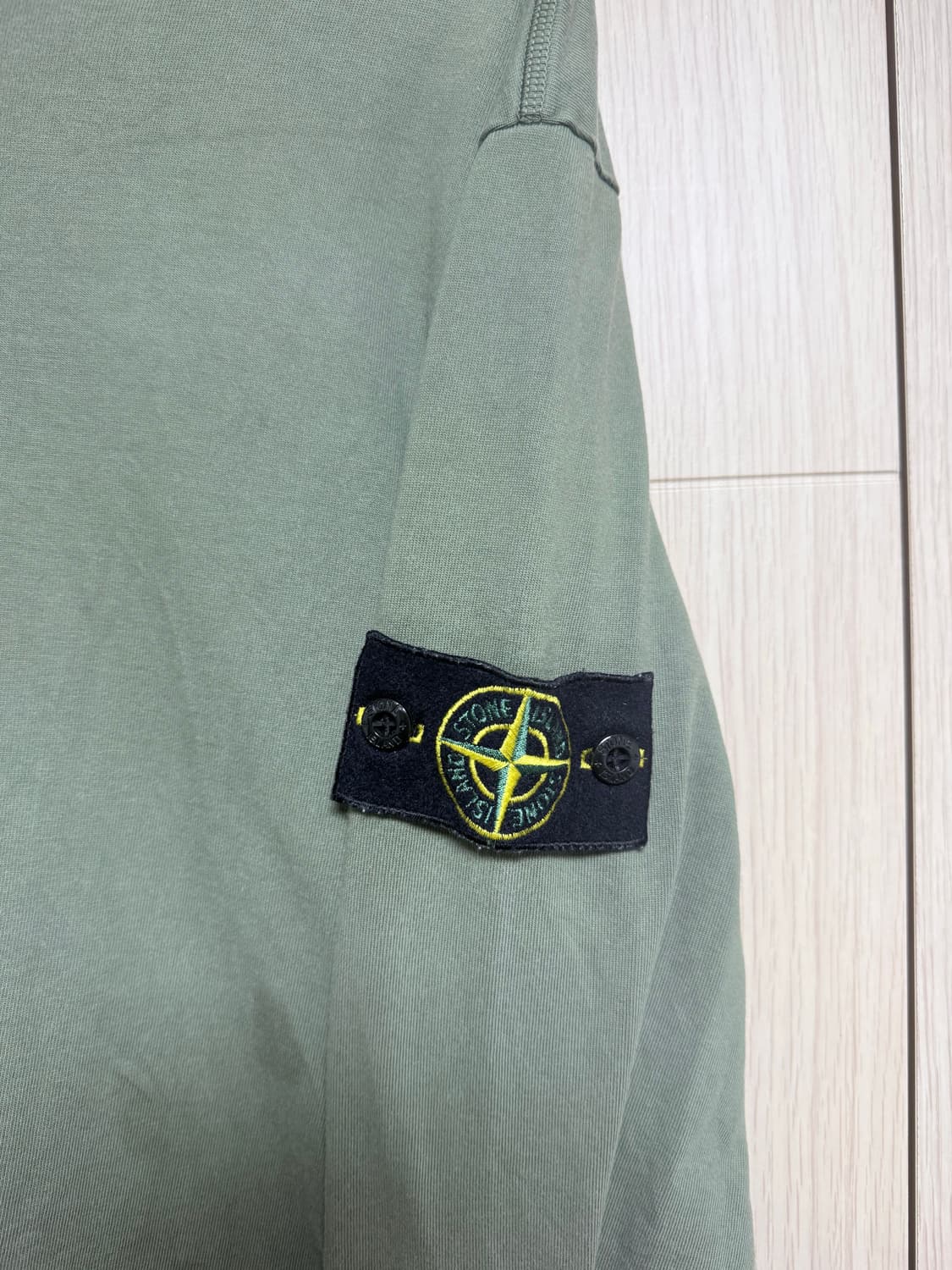 스톤아일랜드 롱슬리브 상품이미지3