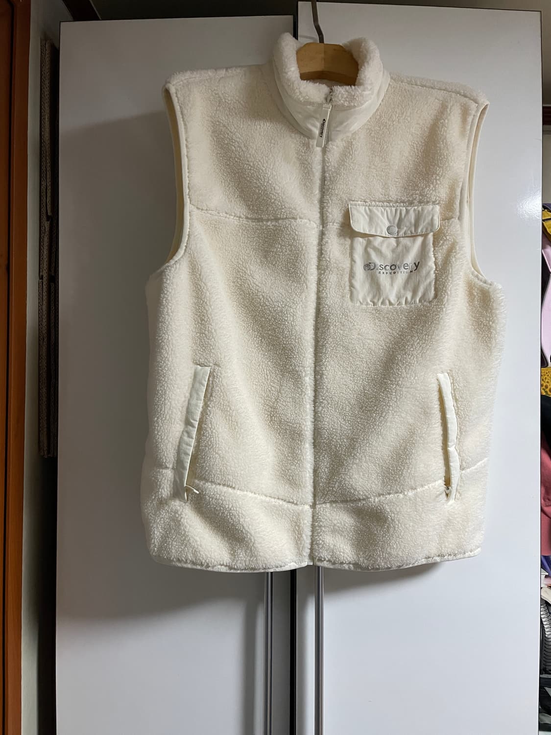 디스커버리 플리스 조끼 크림색 상품이미지1