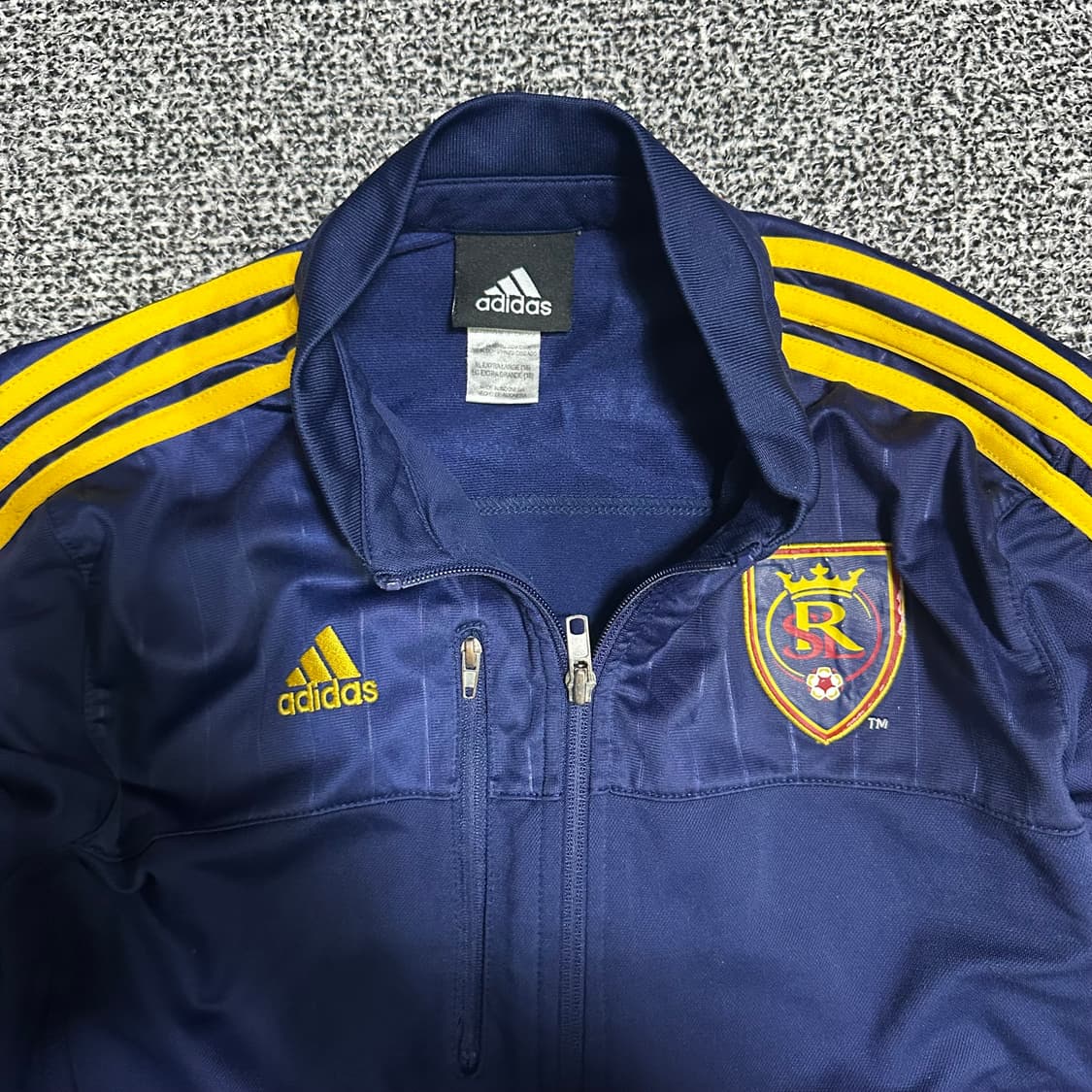 (M추천) 아디다스 레알 솔트레이크 트랙탑 네이비/옐로우 삼선 져지 상품이미지2