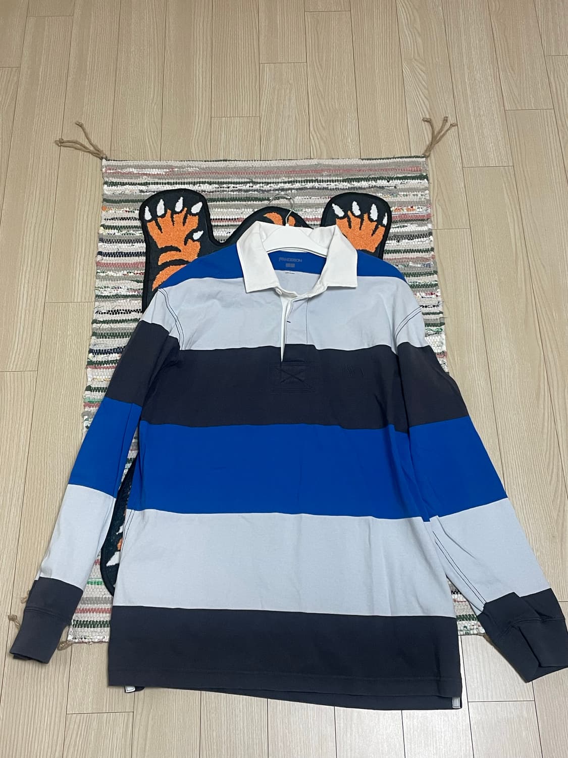 유니클로 JW앤더슨 스트라이프 럭비 폴로셔츠 블루 L 상품이미지4