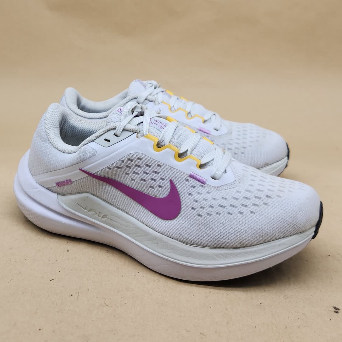 나이키 에어윈플로10 여성런닝화235 상품이미지1