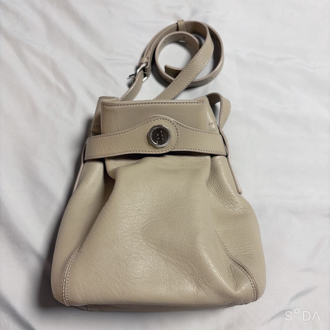 미닛뮤트 포트백(pott bag) 크로스백 호보백 상품이미지1