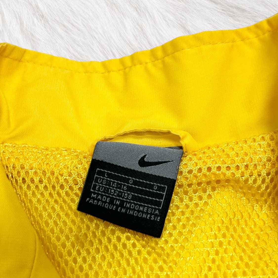 나이키 스우시 꿀벌 바람막이 상품이미지5