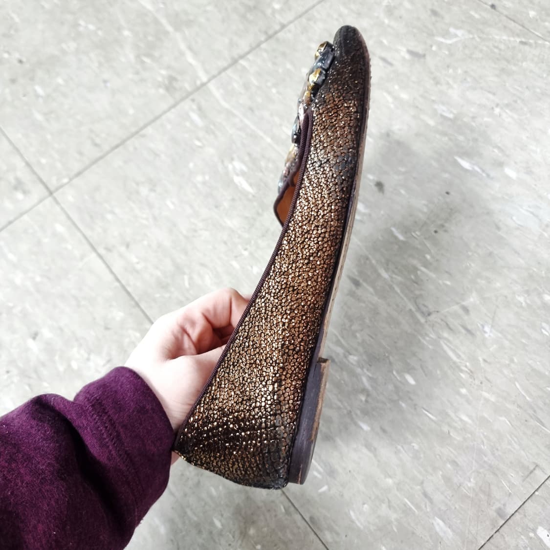 토리버치 큐빅장식 레더 가죽 플랫 단화 슈즈 구두 (240/표기7) 상품이미지5