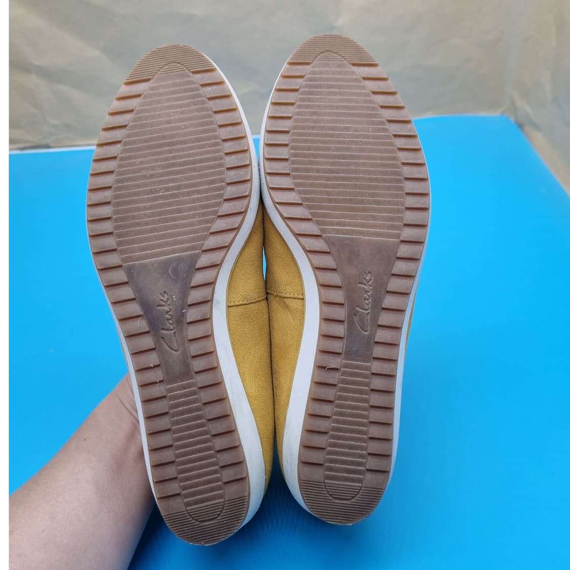 클락스 여성 스웨이드 플랫슈즈235 상품이미지3