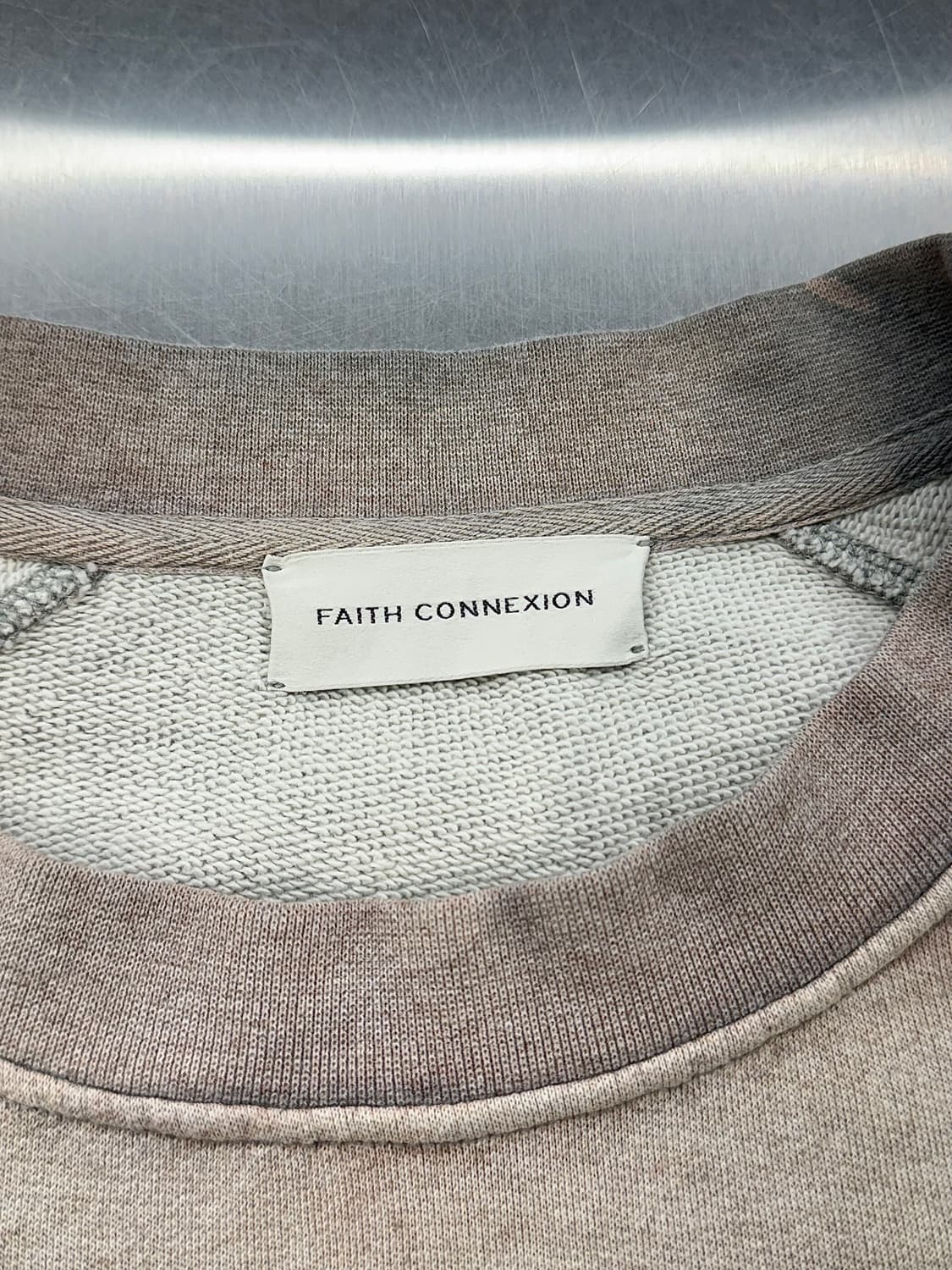 페이스 커넥션 페이디드 이펙트 코튼 케이프 스웨트 셔츠 상품이미지7