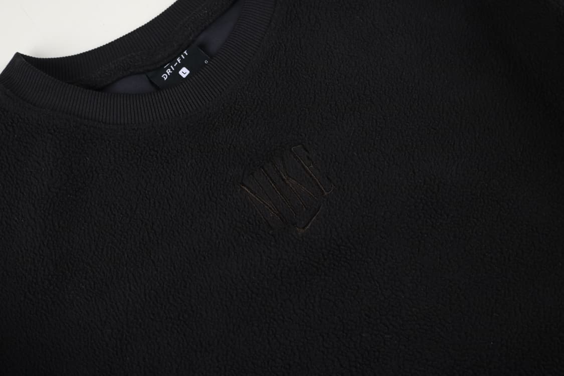 [여성 L] 나이키 써마 후리스 맨투맨 상품이미지2