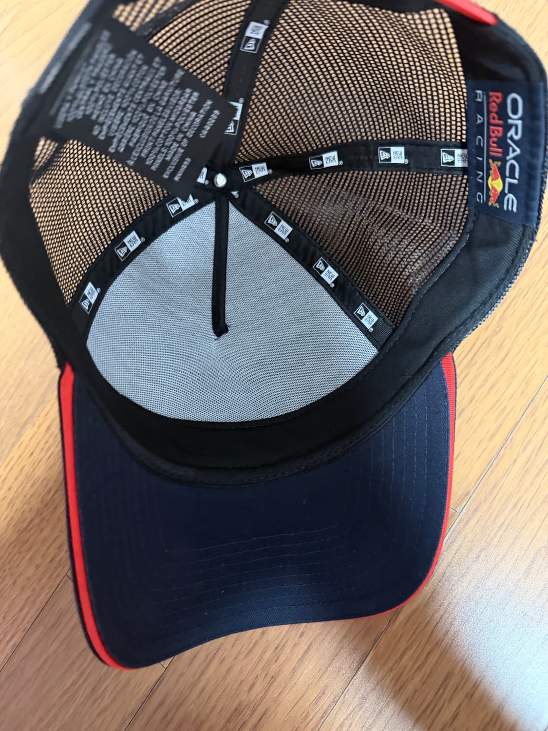 뉴에라 레드불 트러커 캡 에센셜 블루 상품이미지4