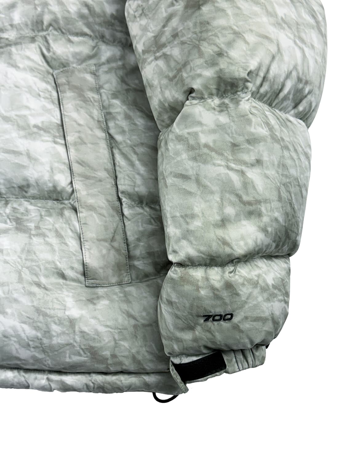 슈프림 x 노스페이스 페이퍼 프린트 눕시 자켓 상품이미지5