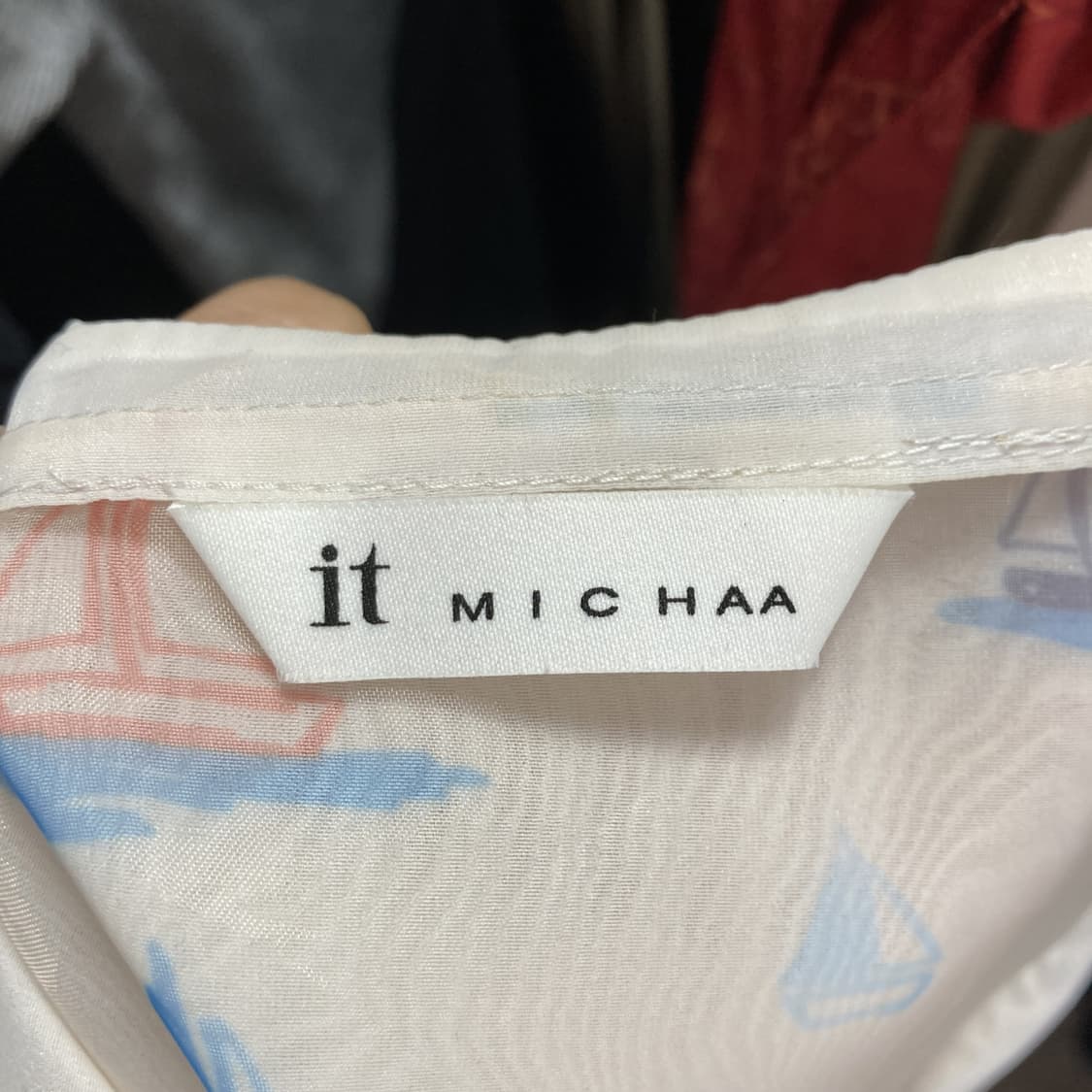 잇미샤 2022 오간자 프린트 블라우스 66  상품이미지4