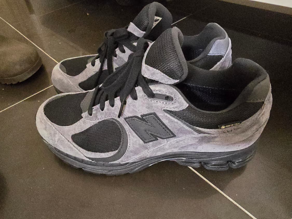 [260]뉴발란스 자운드 2002R 고어텍스 차콜 상품이미지2