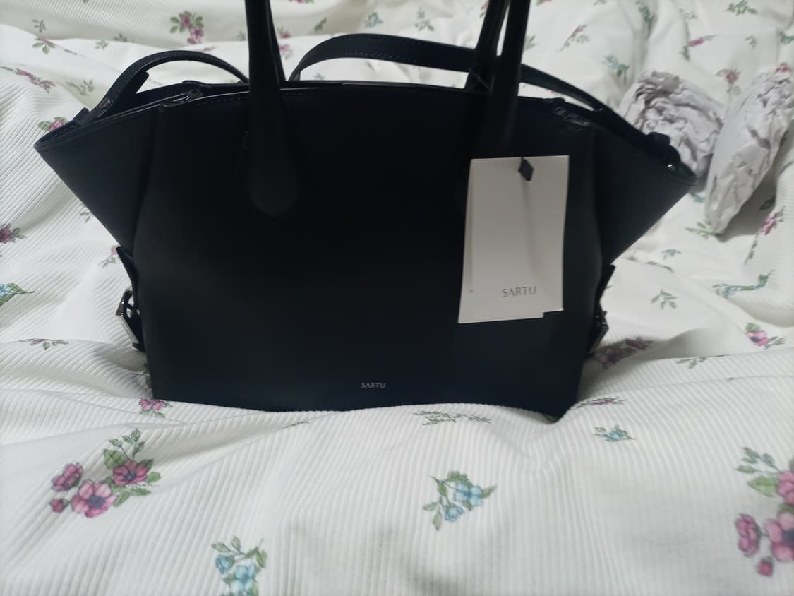 사르투 sartu 블랙 토트크로스백(크로스끈탈착됨) 상품이미지2