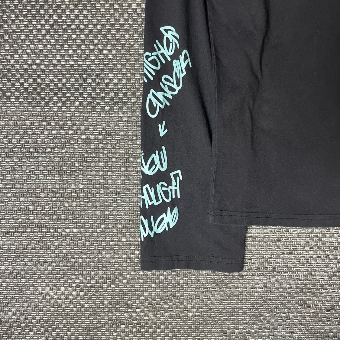 썸띵스튜디오 사이드 레터링 슬리브 M 상품이미지5