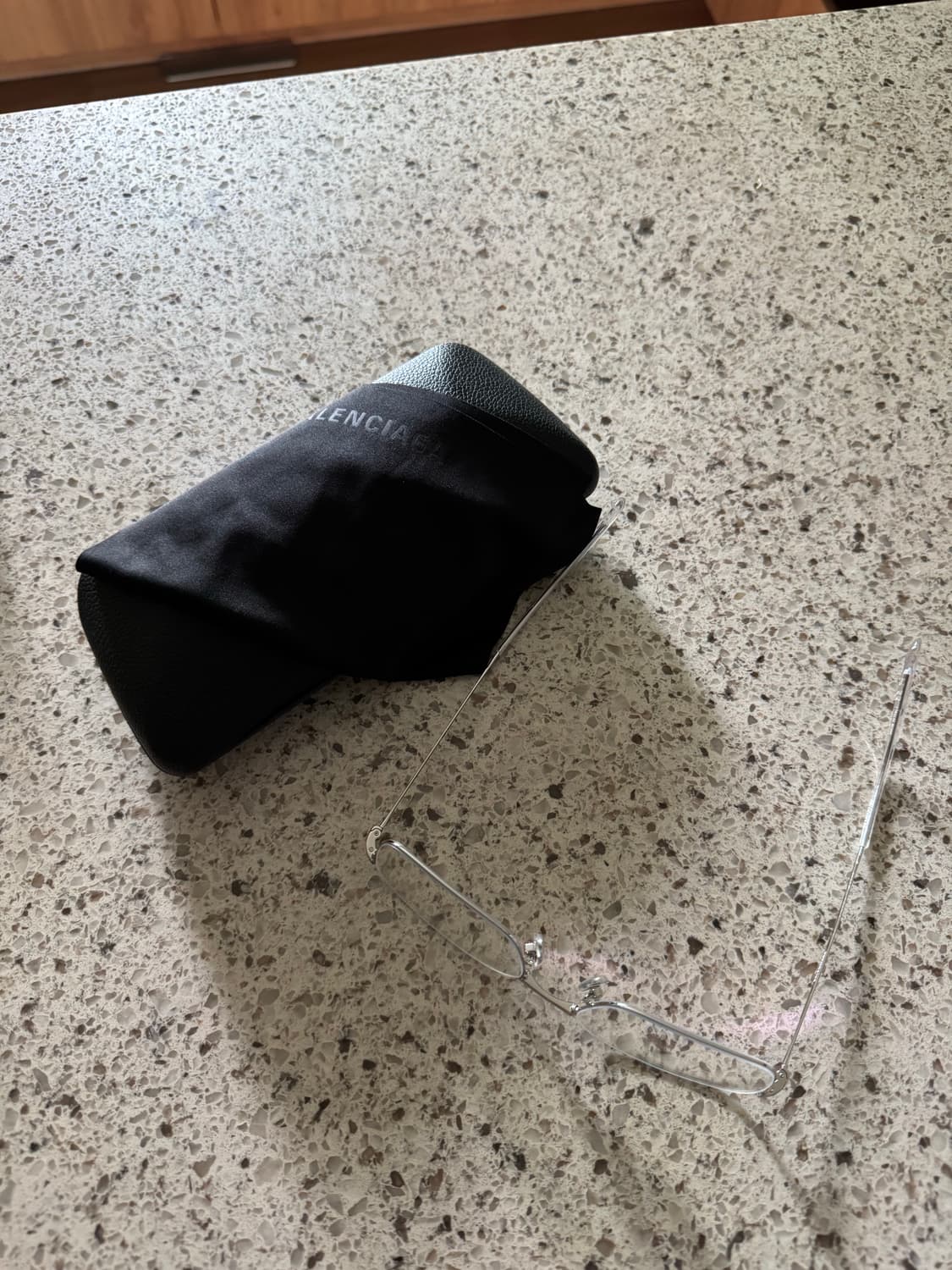 발렌시아가 인비저블 실버 렉탱글 안경 상품이미지2
