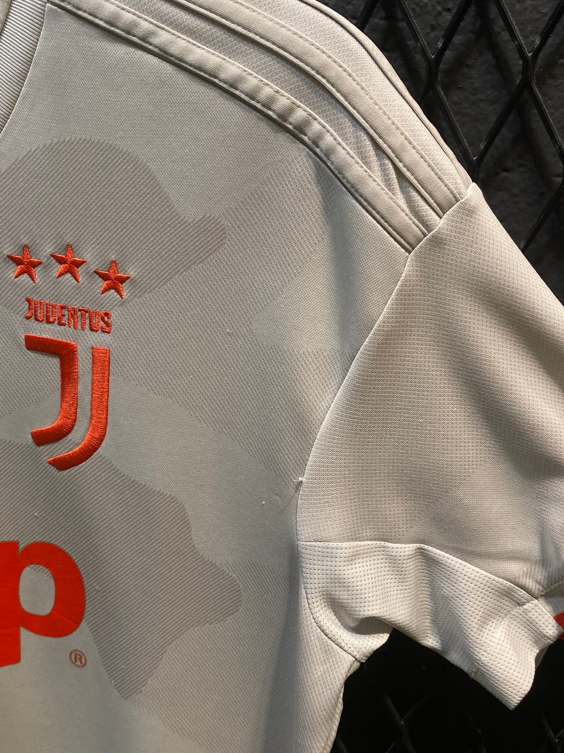 19/20 유벤투스 어웨이 호날두 (M) 상품이미지4