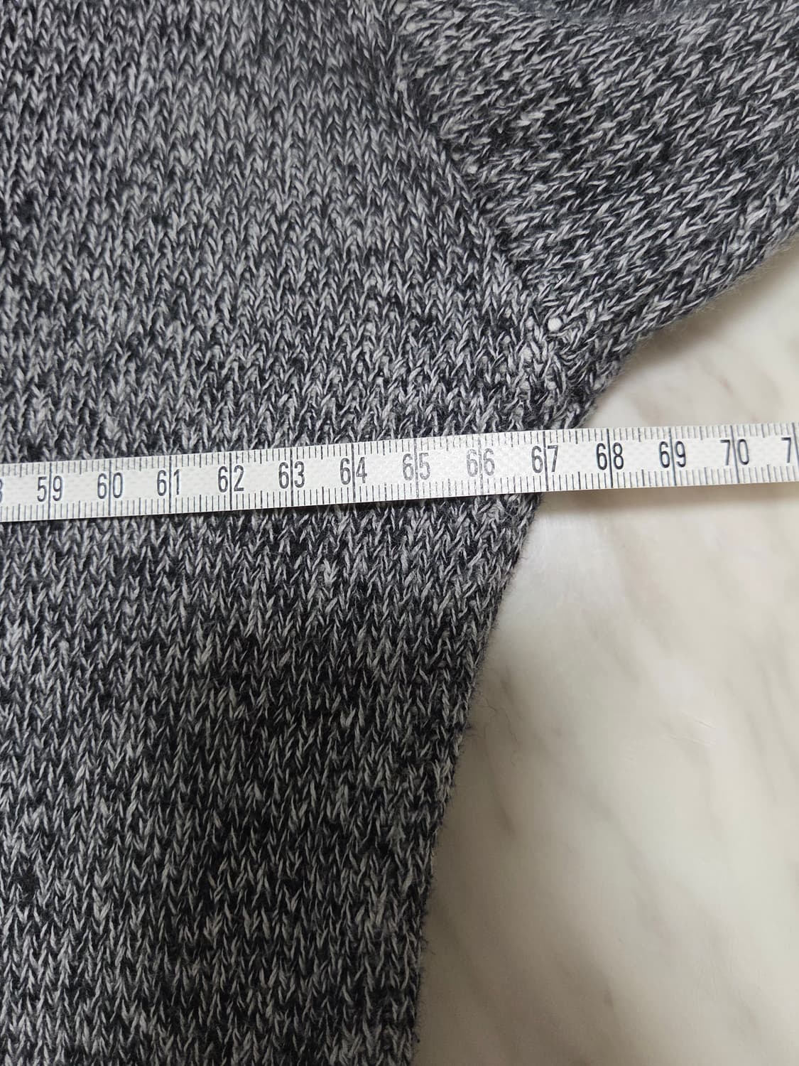 피오갓에센셜 멜란지 그레이 니트 상품이미지7