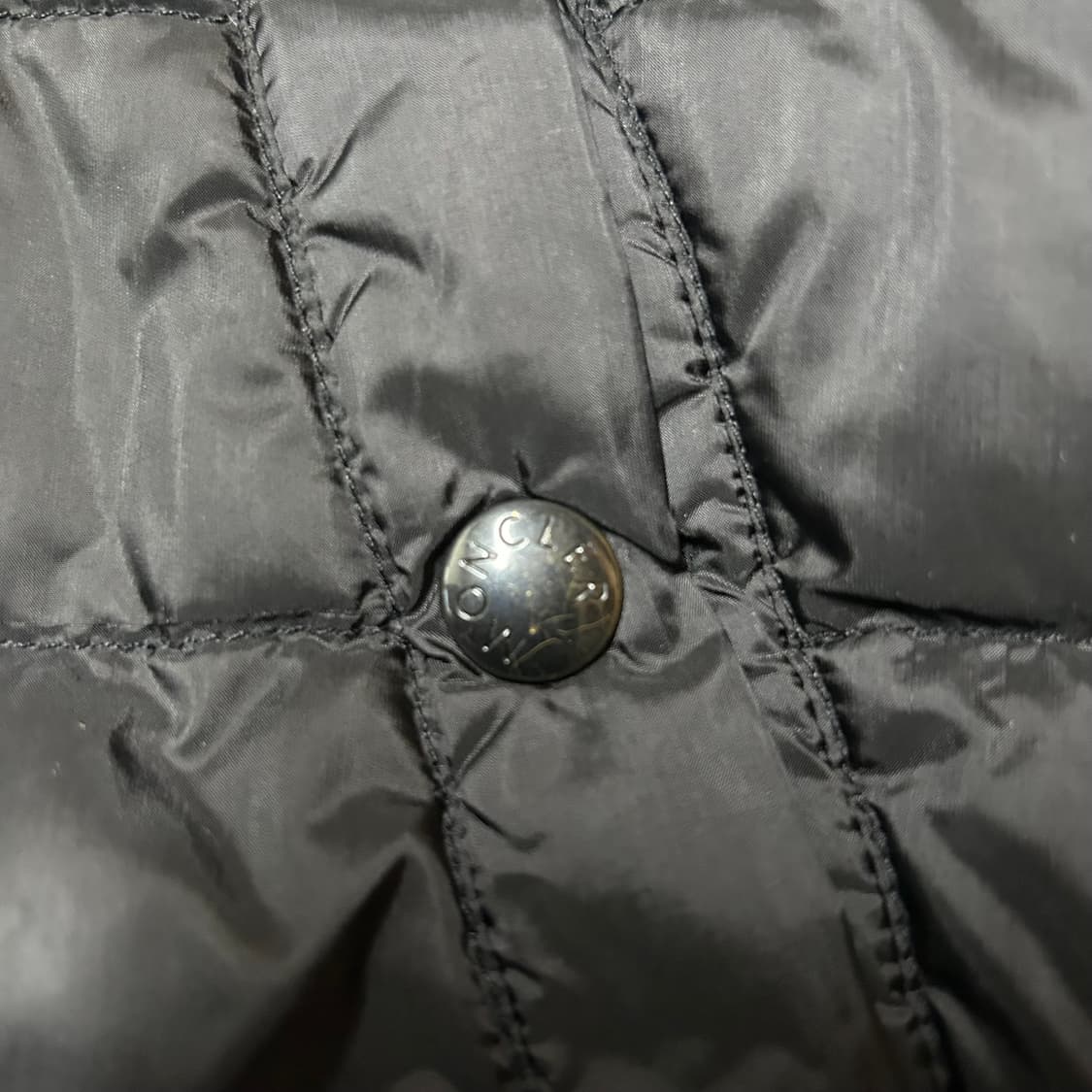 몽클레어 경량패딩 3사이즈 100 상품이미지8