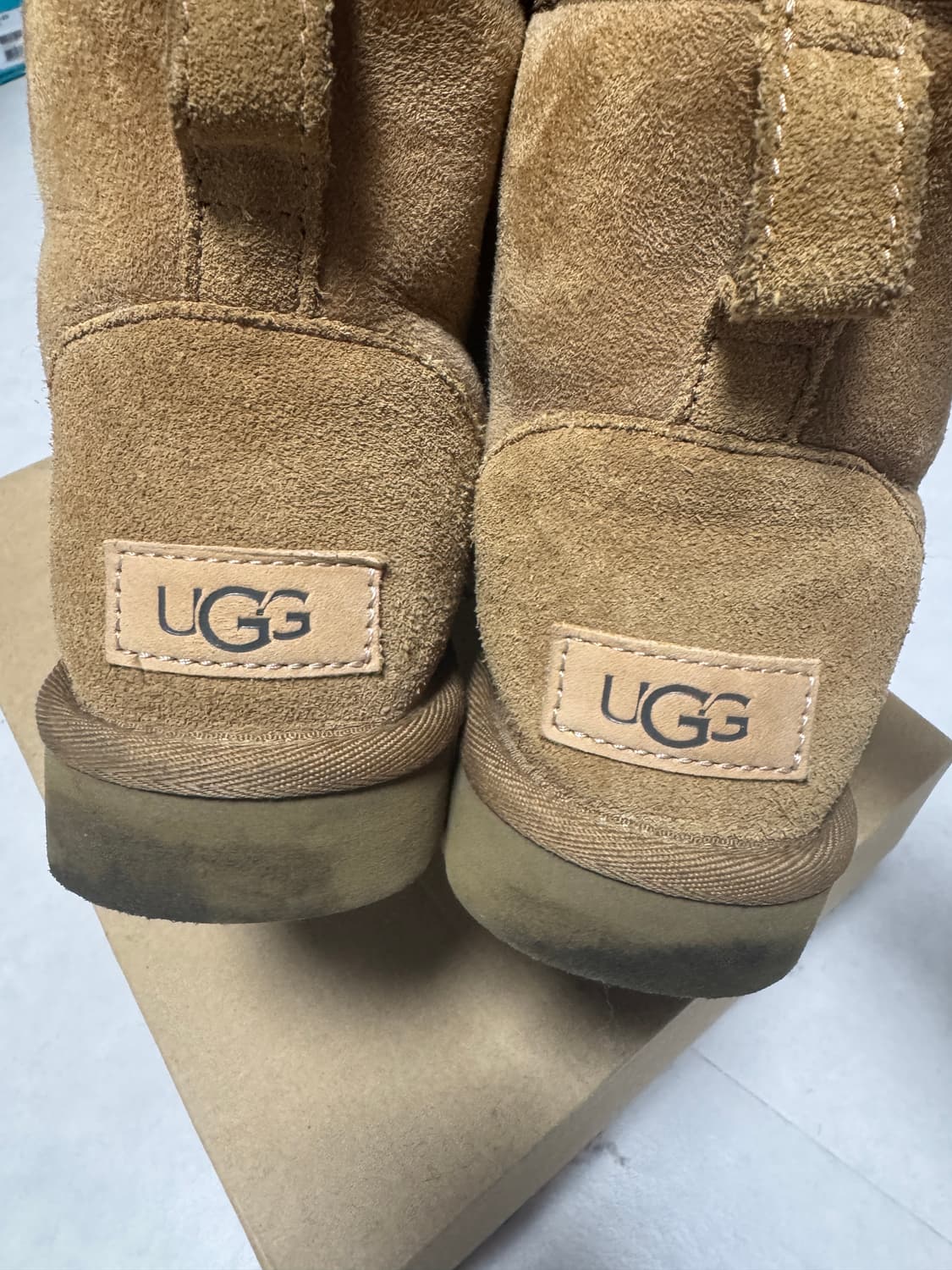 어그 클래식 미니2 풀박 230 상품이미지7