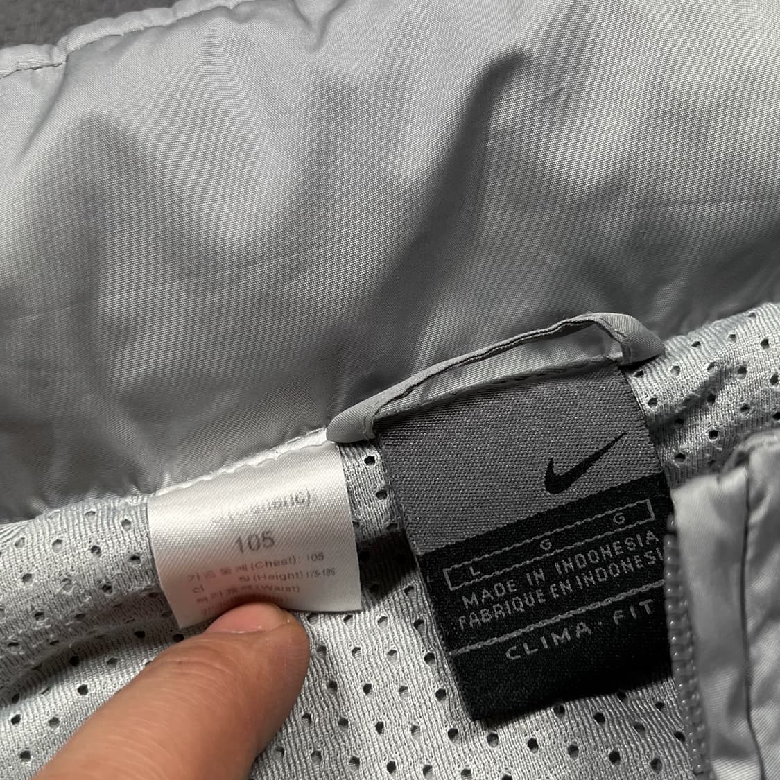 나이키 02-04시즌 맨체스터 유나이티드 보다폰 바람막이 상품이미지4