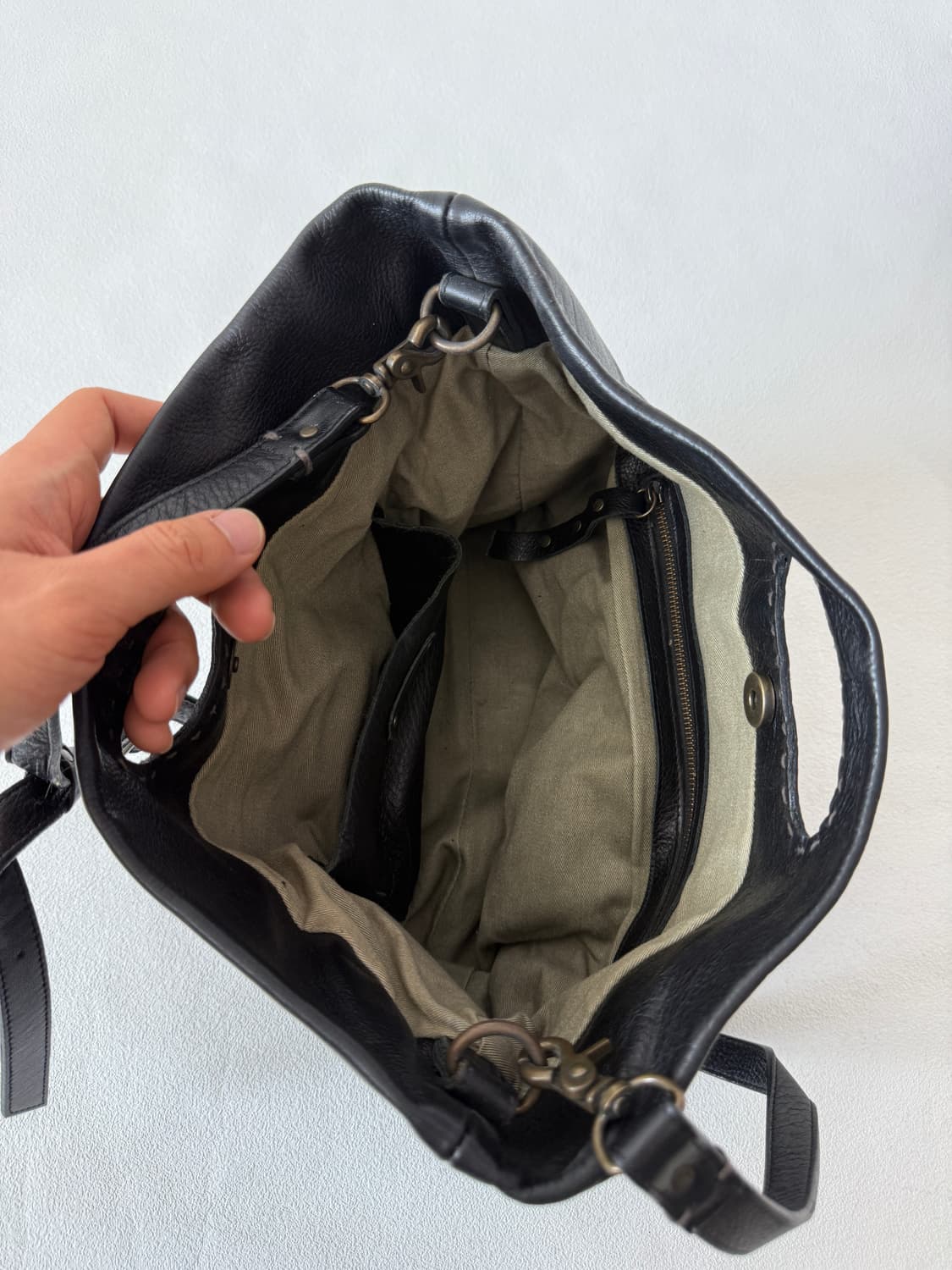 유르트(YURT) 레더 토트 크로스백 상품이미지8