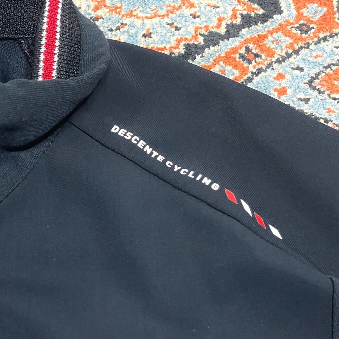 데상트 블랙 기모 집업져지 자켓 남성100 상품이미지4