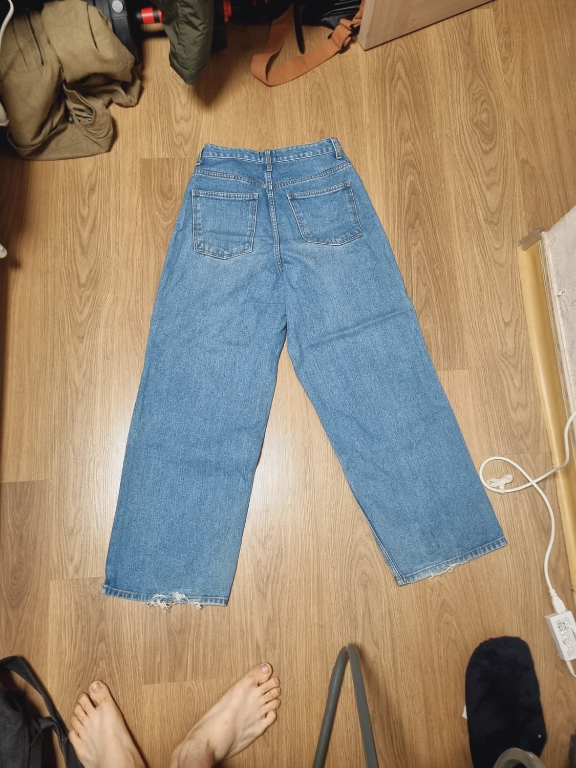 라이트 블루 워싱 데님 팬츠 상품이미지2