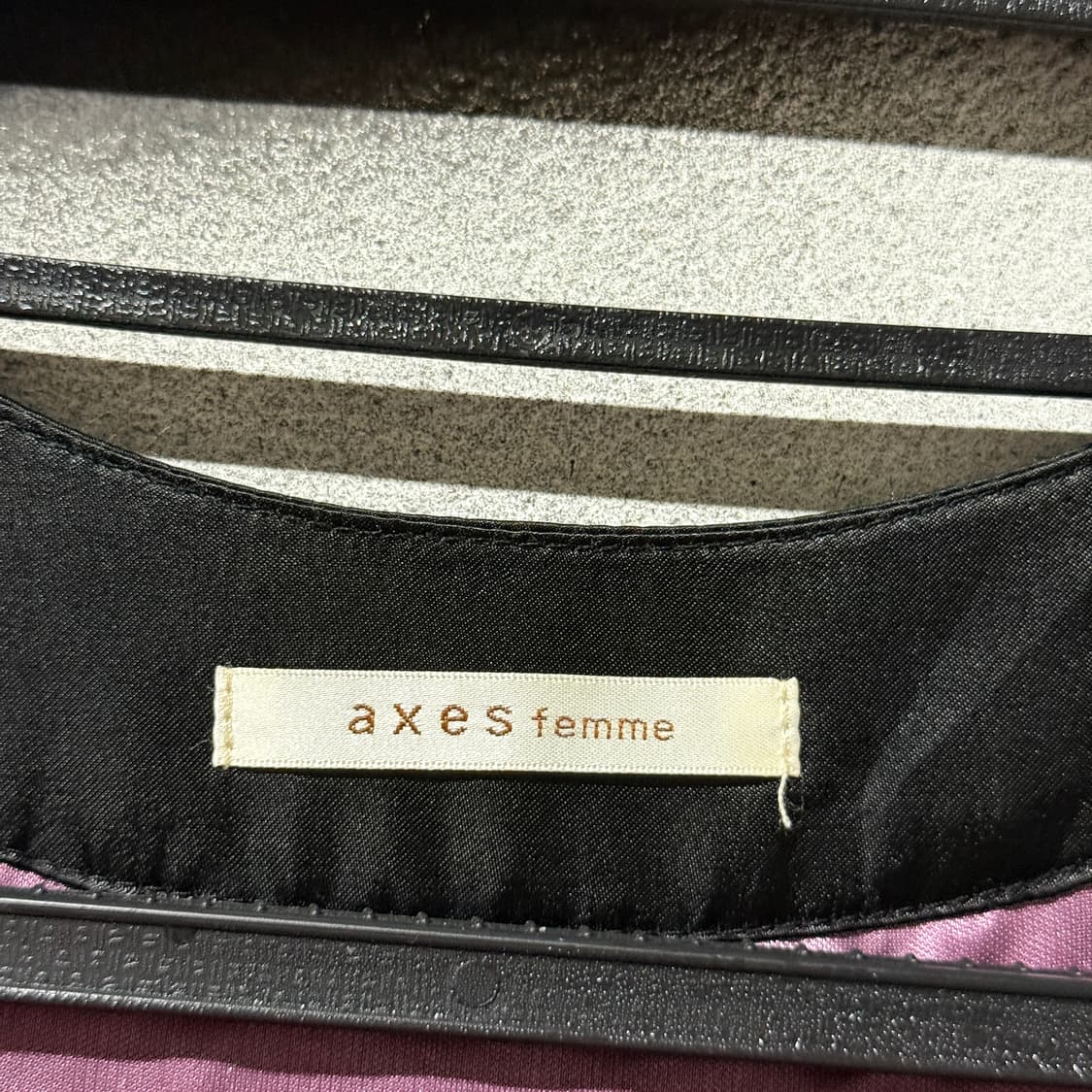 액시즈팜 딥퍼플 비즈 디테일 레이어드 슬리브리스 원피스 상품이미지3