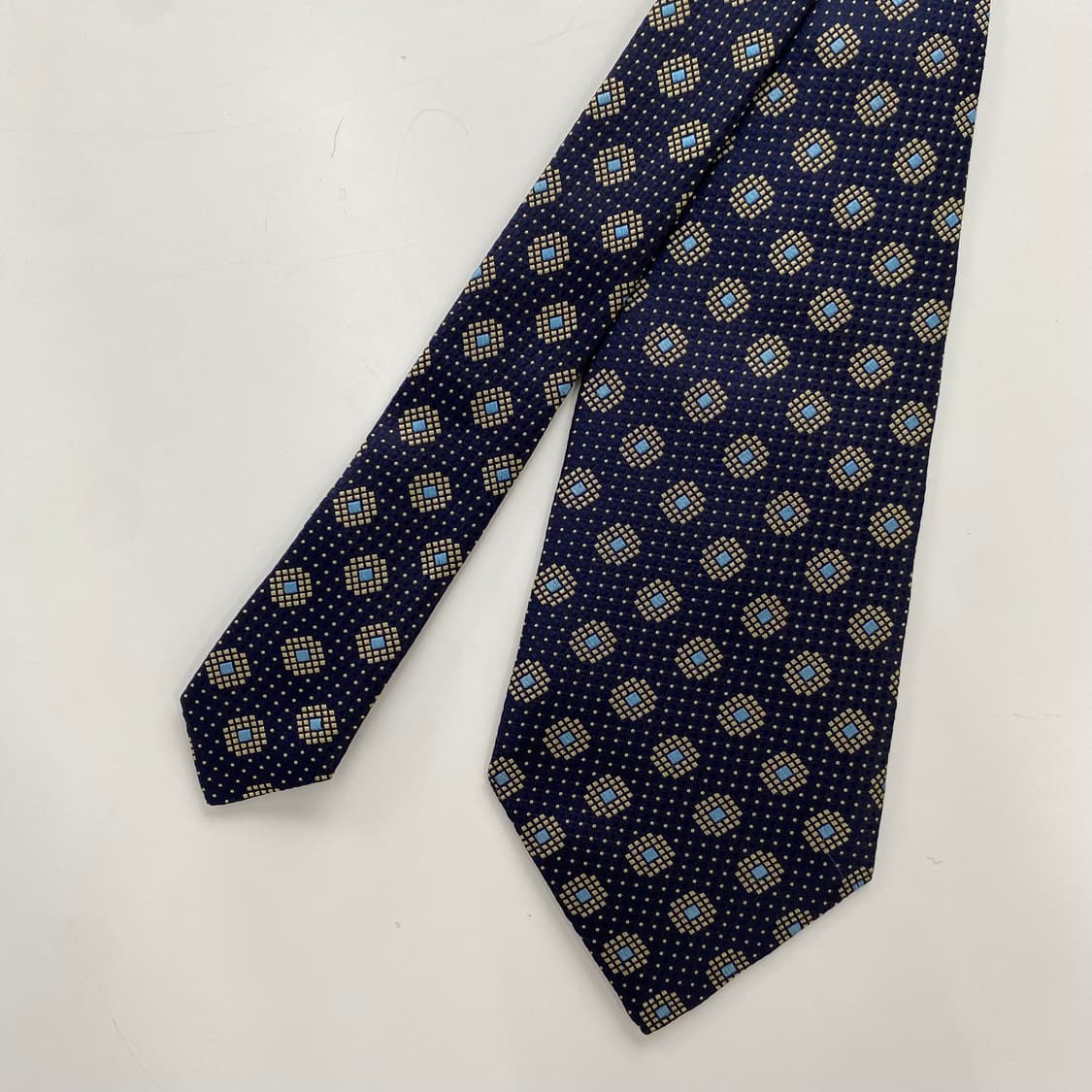 크리스찬 디올(Dior) 명품 정품 넥타이 상품이미지3