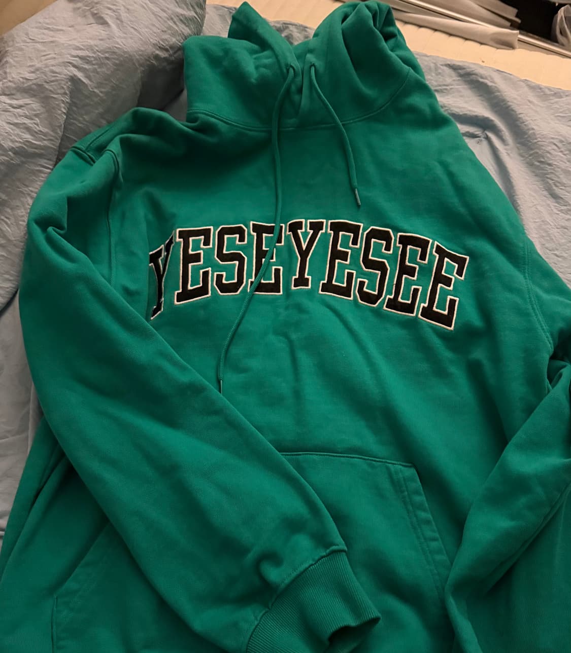 Yeseyesee green 후드티 상품이미지3