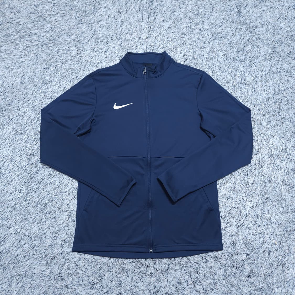 나이키) M 남자 드라이핏 트레이닝상의 / 왕눈이샵 상품이미지1