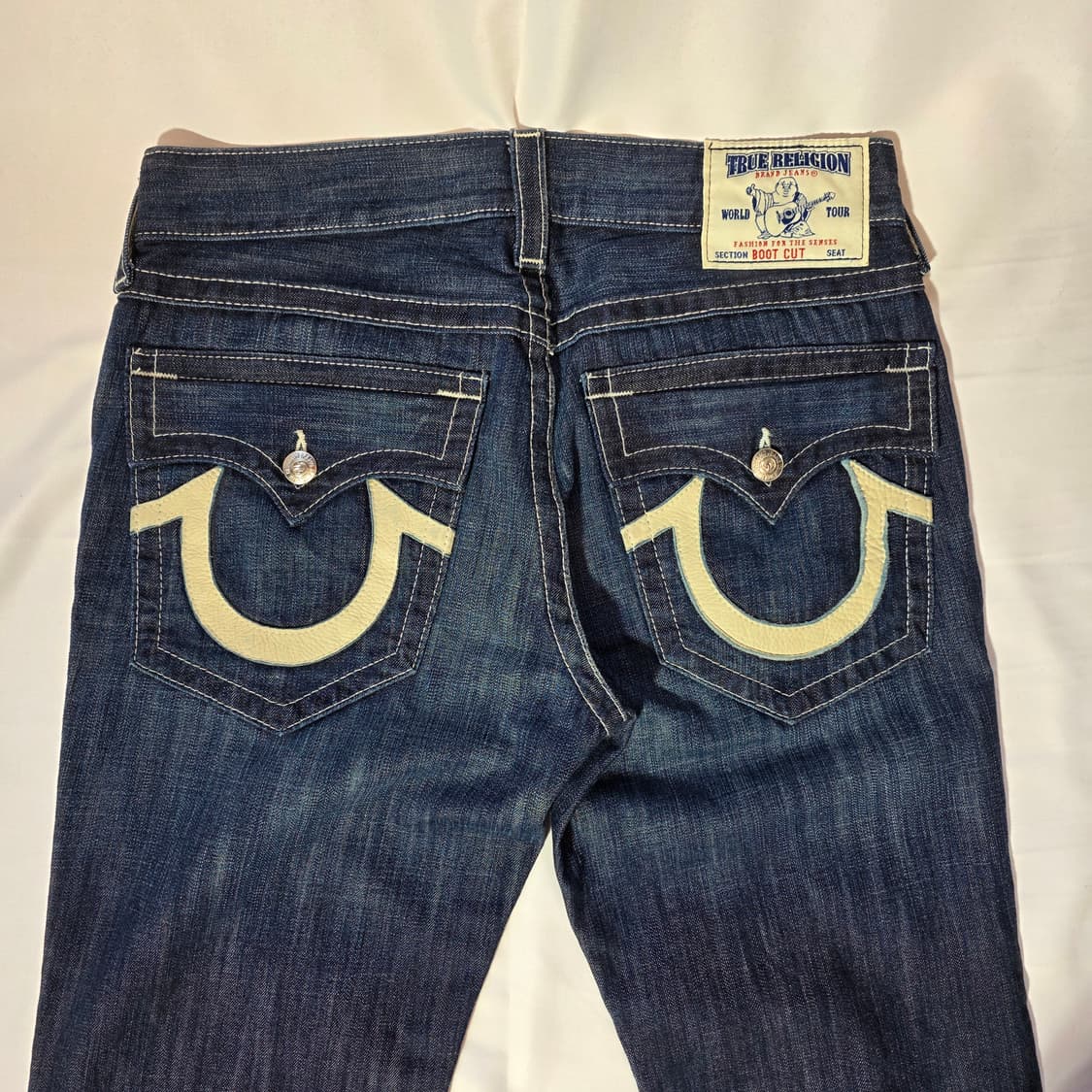 [33]트루릴리전 USA 가죽 빅로고 부츠컷 데님팬츠 상품이미지8