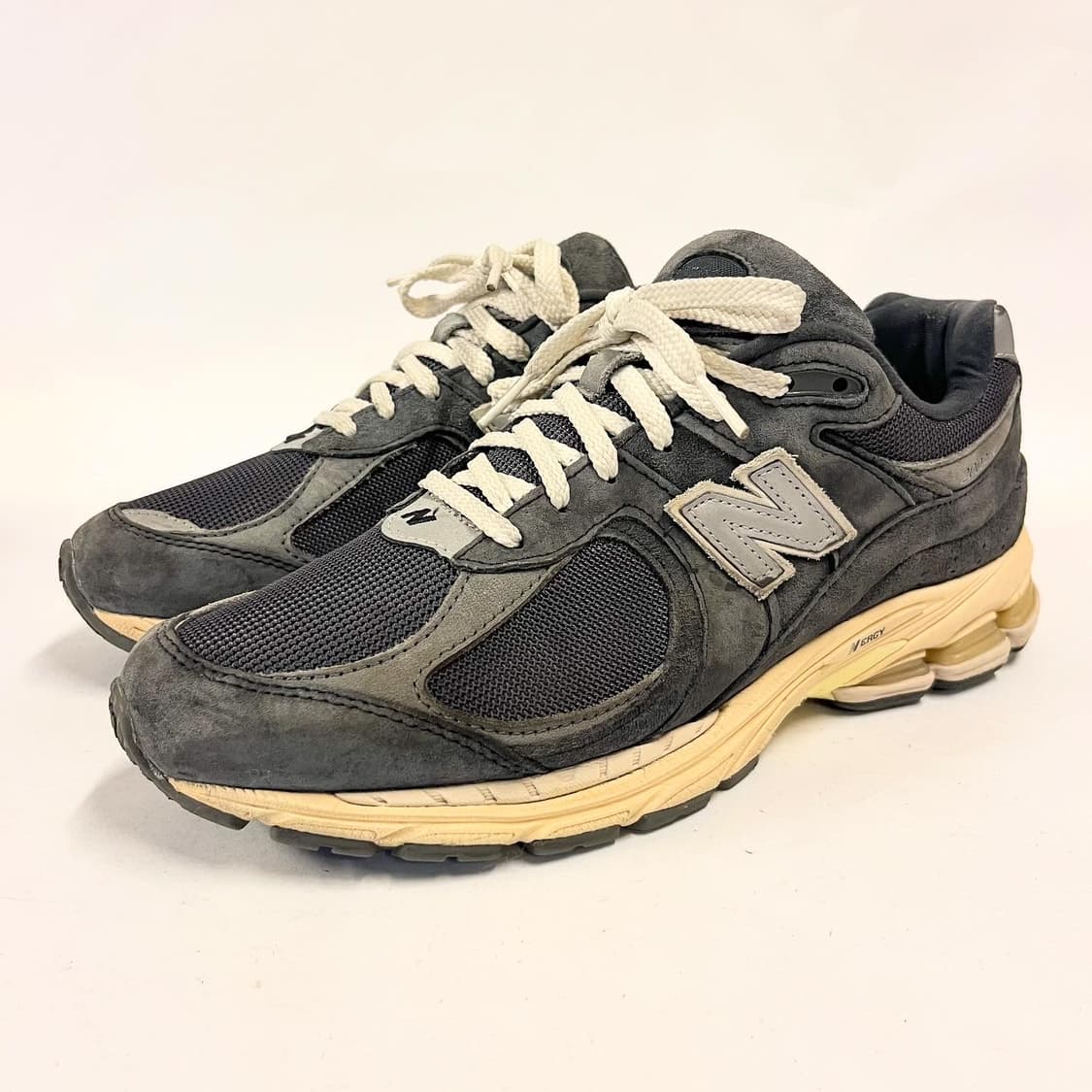 뉴발란스 2002R  상품이미지3