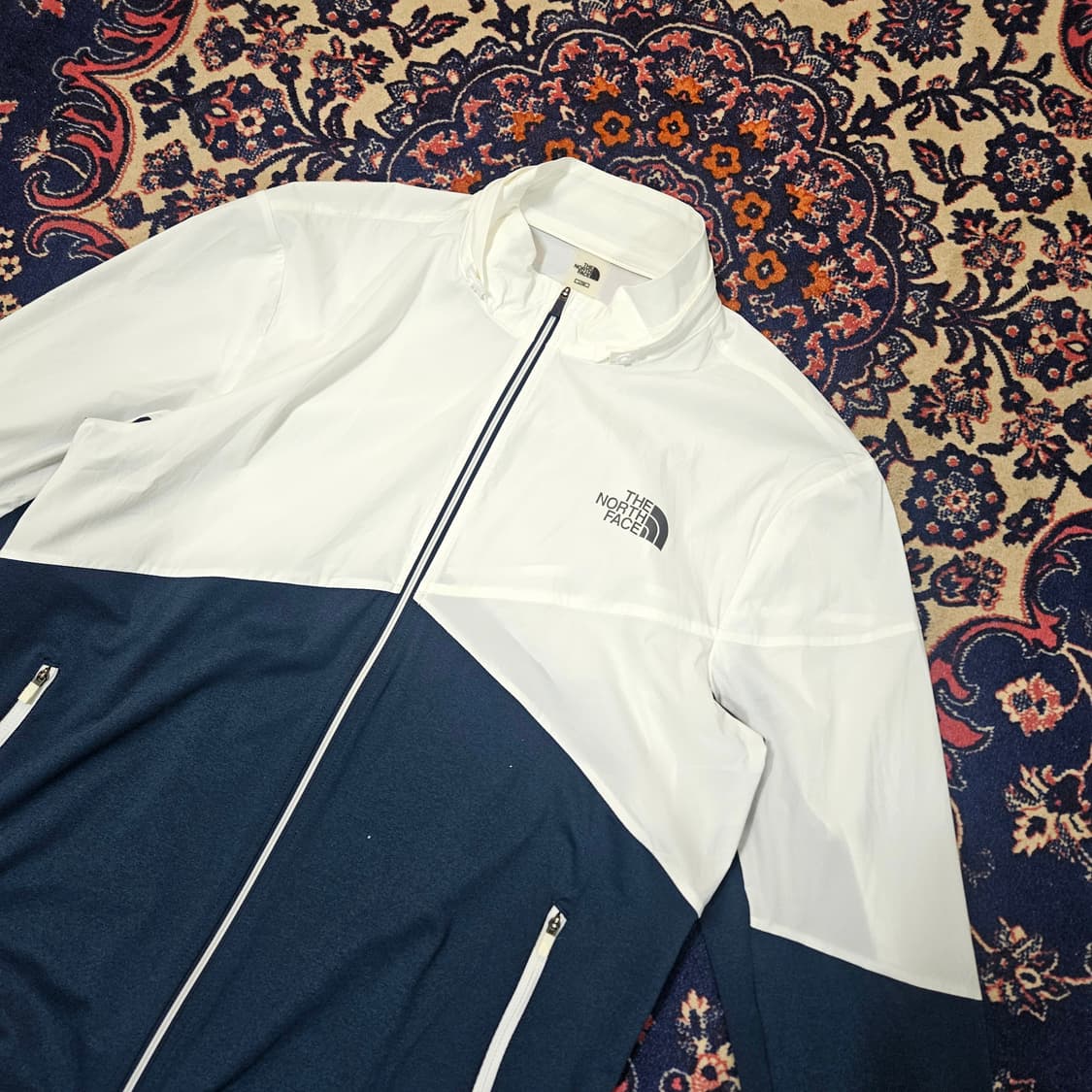 노스페이스 초경량 바람막이 집업 저지 L size 상품이미지2