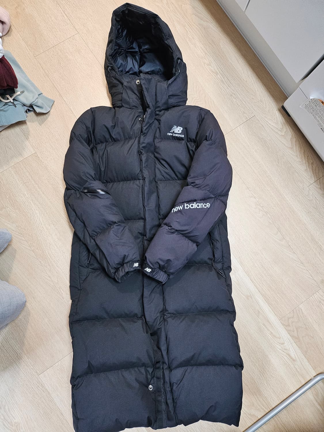 뉴발란스 엑티브 블랙 롱패딩 90사이즈 상품이미지1