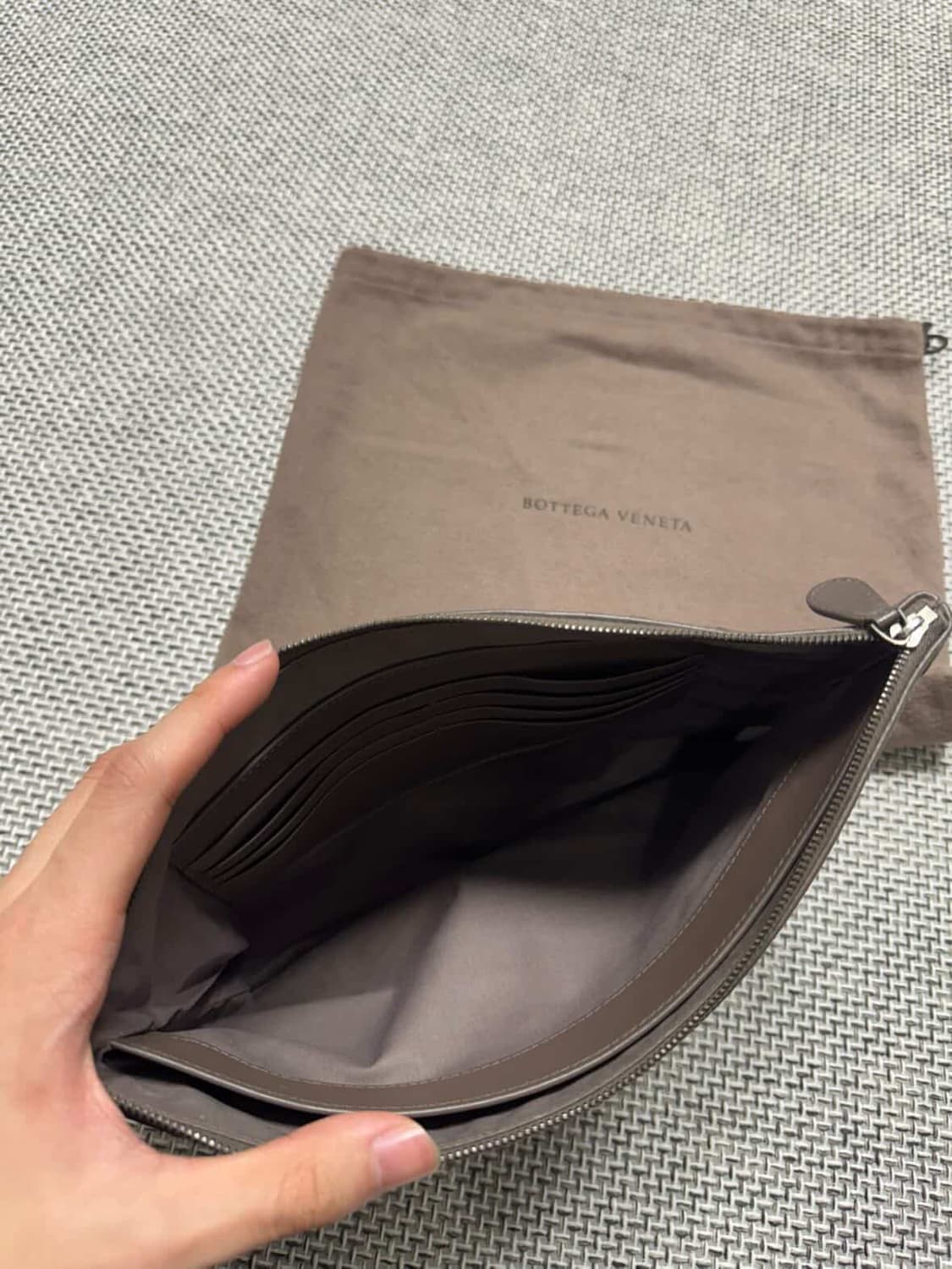 보테가배네타 인크레치아토 클러치 상품이미지8