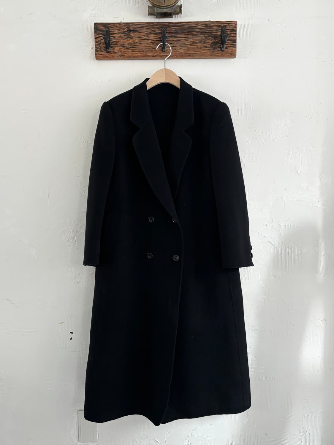 Burberry 버버리 블랙 더블 브레스트 롱코트 상품이미지2