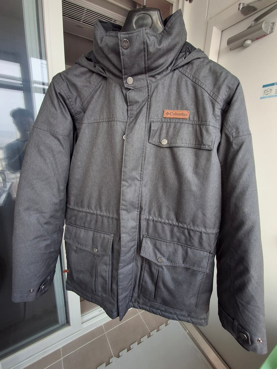 컬럼비아 그레이 패딩 상품이미지1