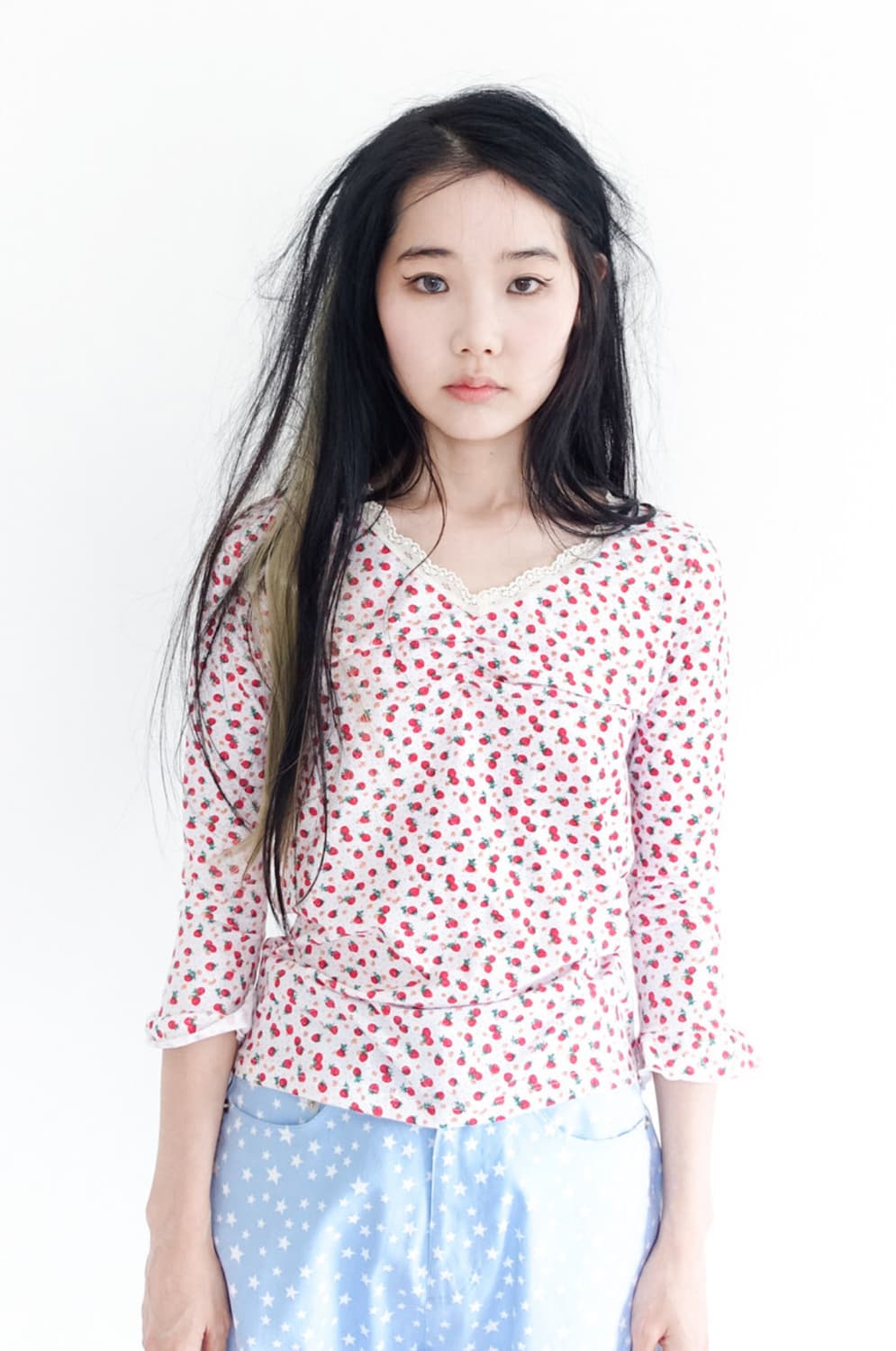 샵페어리 little strawberry lace top ivory 상품이미지1