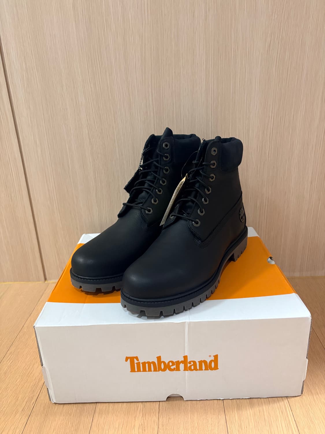 세일) 팀버랜드 6인치 가죽 부츠 블랙 상품이미지1