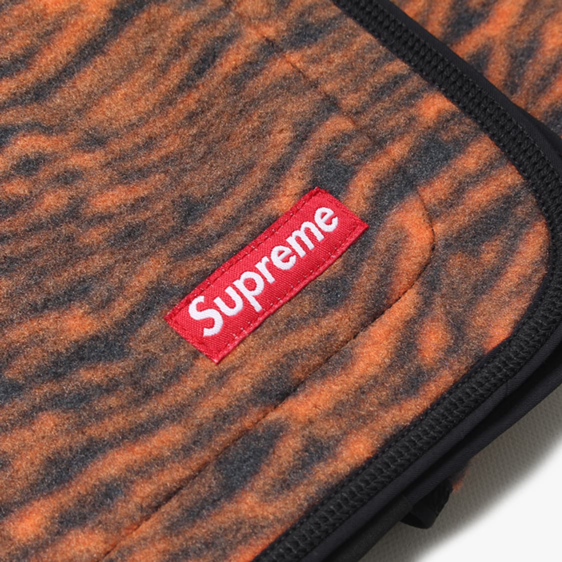  SUPREME "Pattern Muffler" 상품이미지3