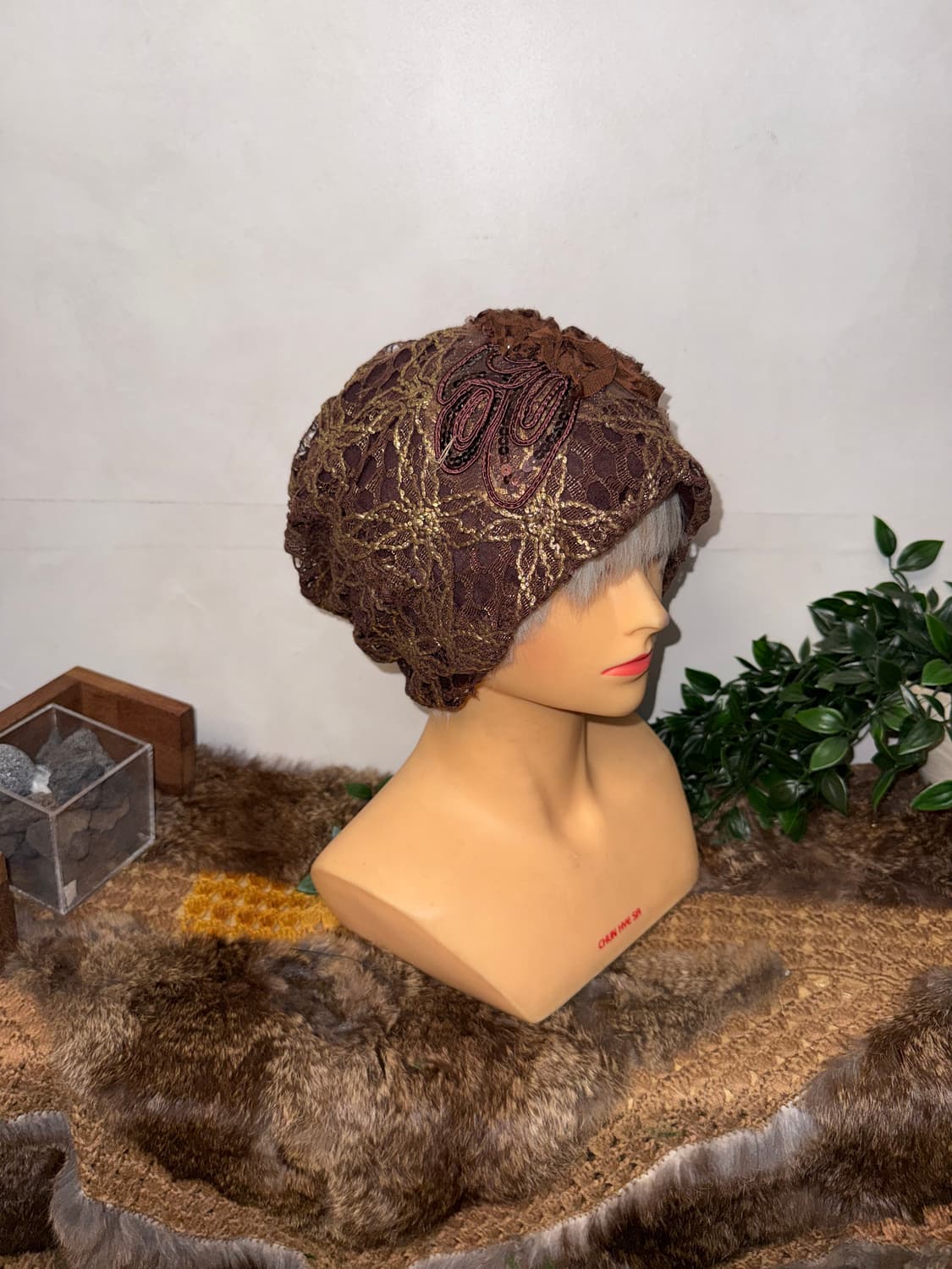 Gold brown ethnic crochet loose beanie 상품이미지4