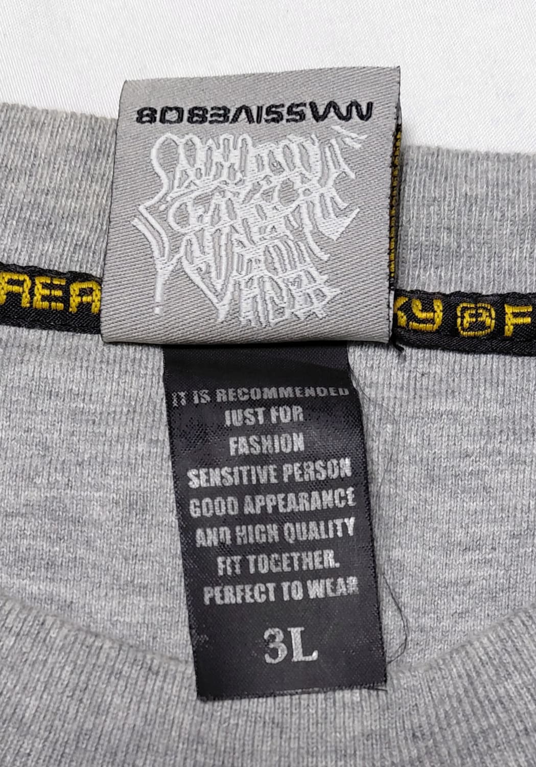 [희귀/3L] FREAKY(프리키) 올드스쿨 데님 패치 롱 슬리브 상품이미지8