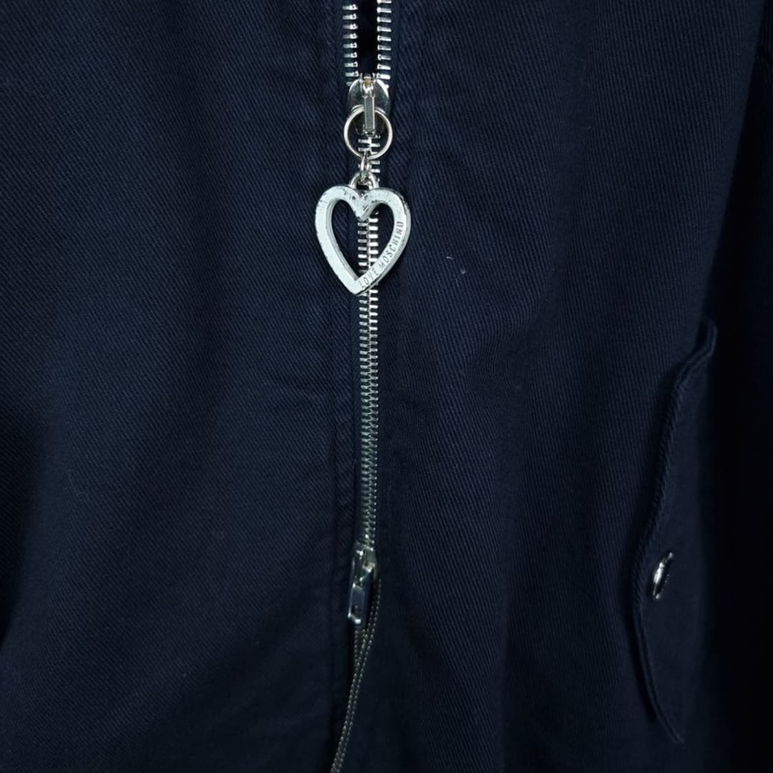 [러브 모스키노] 코튼 집업 코트 네이비 P01236 상품이미지6